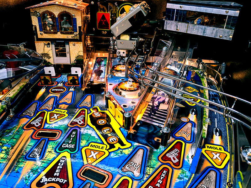 24 Pinball Machine by STERN Pinball For Sale UK